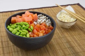 poke-cuscus-salmón