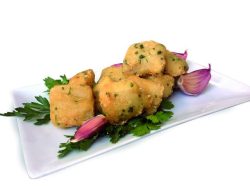 Bocaditos de merluza con ajo y perejil