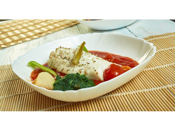 Pescado con salsa romesco