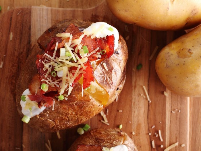 Receta de patatas con bacon y queso