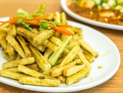 palitos de berenjena en tempura