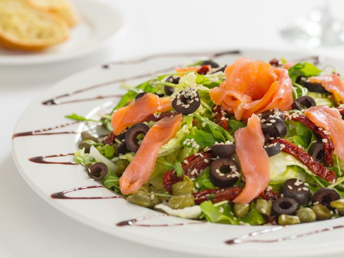 ¡Disfruta de una ensalada sofisticada en un abrir y cerrar de ojos!