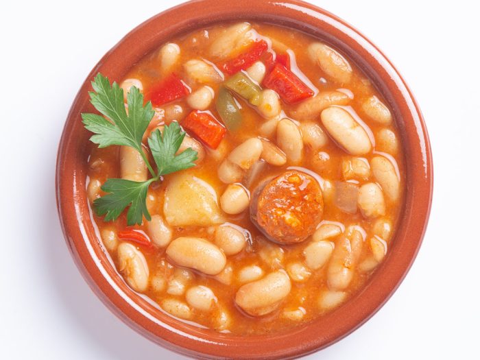 Alubias blancas con chorizo