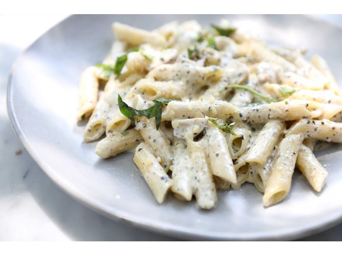 Pasta penne en salsa de crema de queso - Recetas