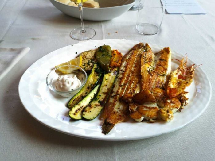 Peluda a la plancha con vegetales