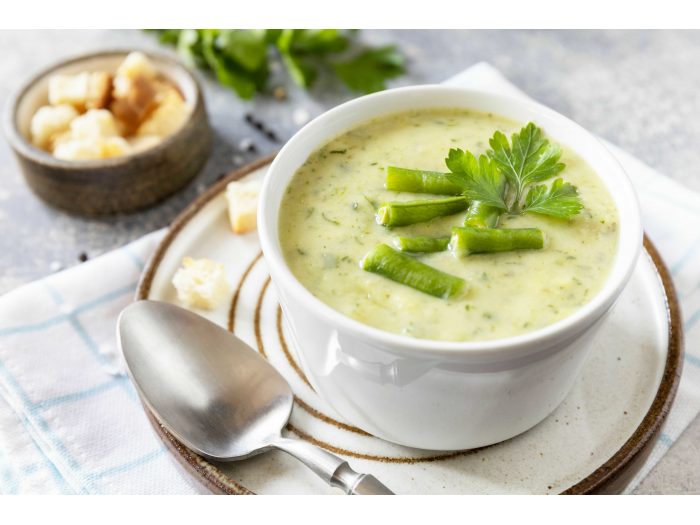 Crema de judías verdes y calabacín | El entrante que necesitas en tu menú