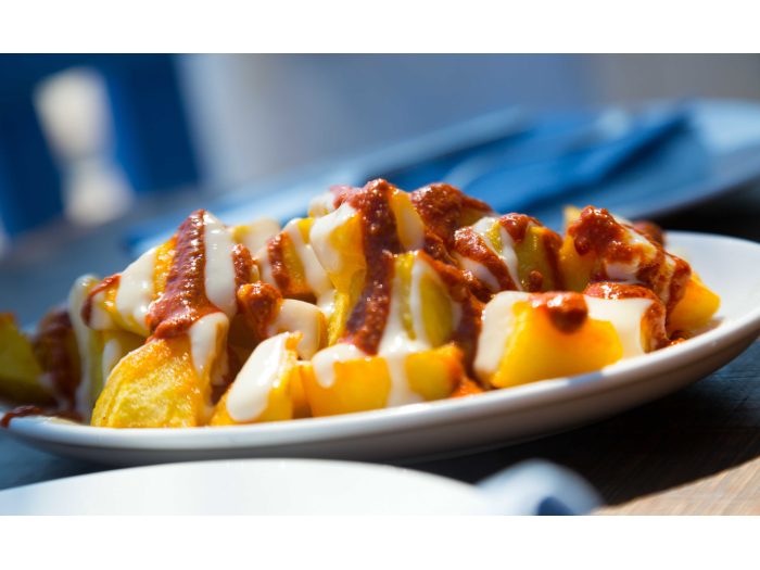 Receta: Patatas Brava con la salsa brava de Jet Extramar